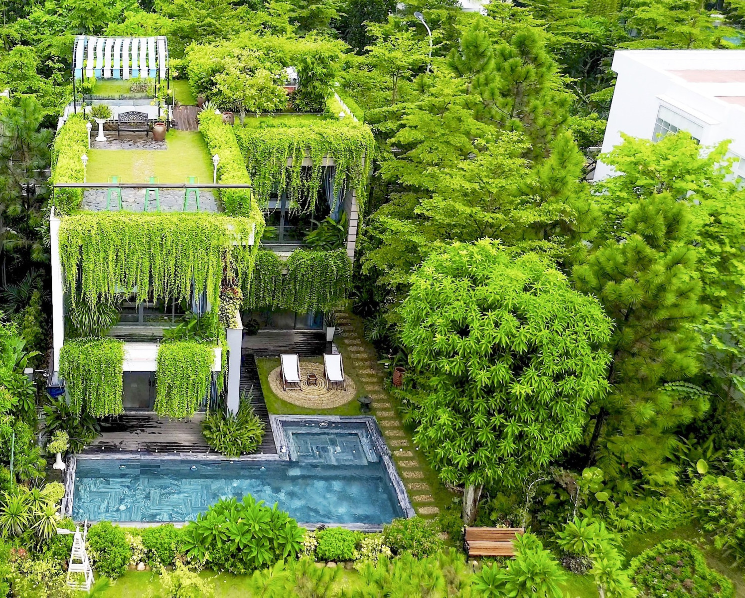 Tham quan ngôi nhà của anh Lam Nguyen